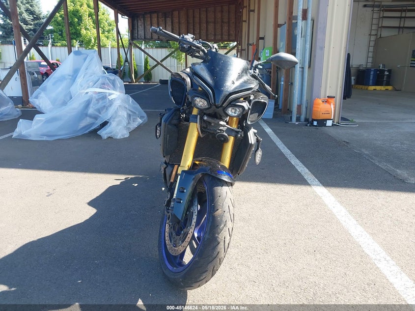 2023 Yamaha Mt VIN JYARN81E3PA000432 IAAI salvage auction — RIGHT SIDE, Salvage (Oregon), sold $4,250 on 2026-07-14 (photo 5)