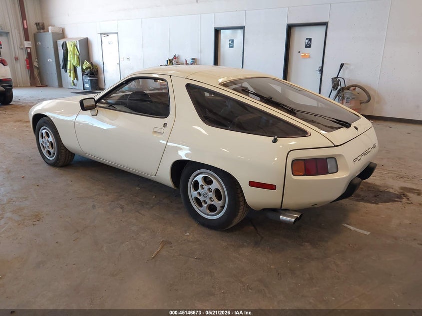 1981 Porsche 928 VIN WP0JA0923BS820604 IAAI salvage auction — NORMAL WEAR, Clear (Michigan), sold $7,350 on 2026-07-30 (photo 3)