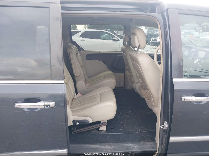 2012 Chrysler Town & country VIN 2C4RC1CGXCR170700 IAAI salvage auction — FRONT END, Clear (Arkansas), sold $400 on 2026-09-16 (photo 8)