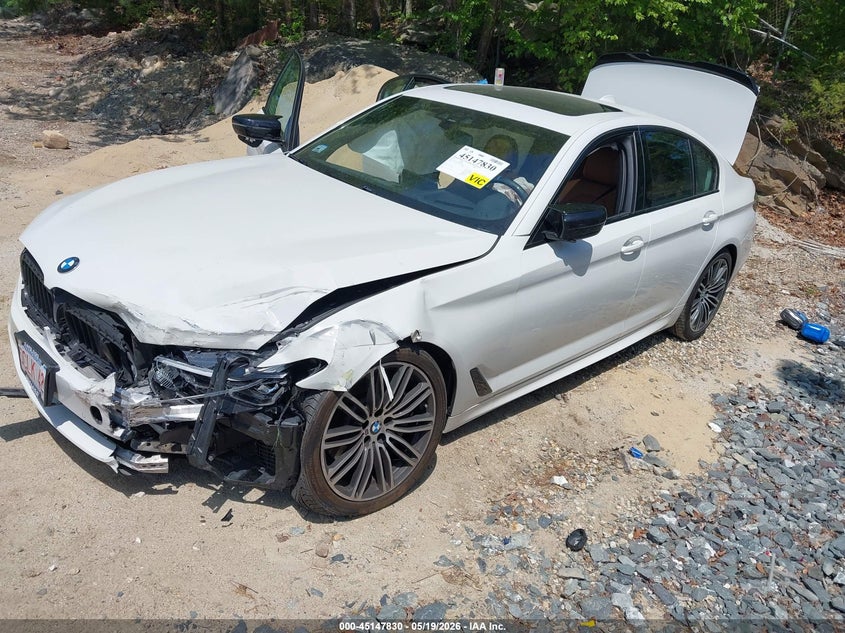 2019 BMW 5er VIN WBAJE7C50KWW12900 IAAI salvage auction — LEFT FRONT, Salvage (Massachusetts), sold $9,100 on 2026-07-28 (photo 2)
