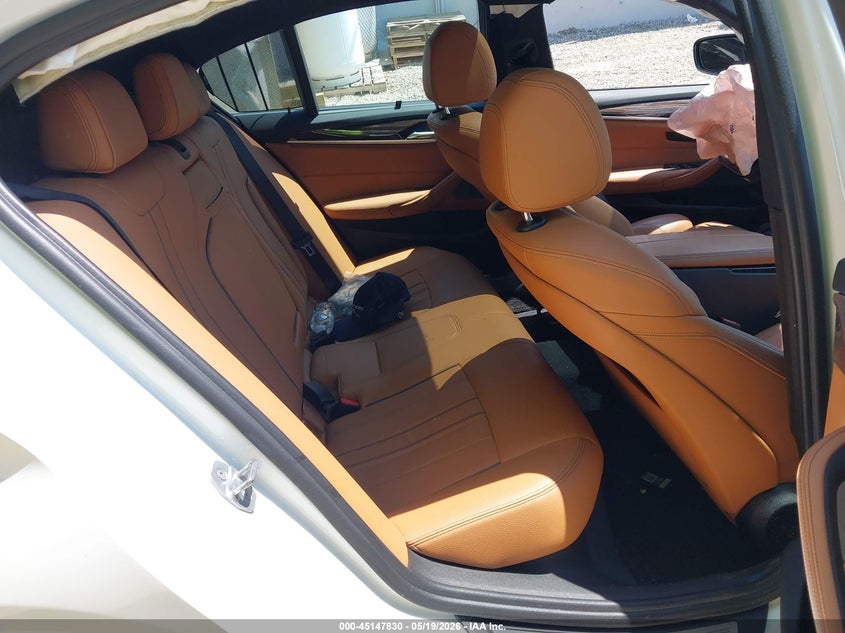 2019 BMW 5er VIN WBAJE7C50KWW12900 IAAI salvage auction — LEFT FRONT, Salvage (Massachusetts), sold $9,100 on 2026-07-28 (photo 8)