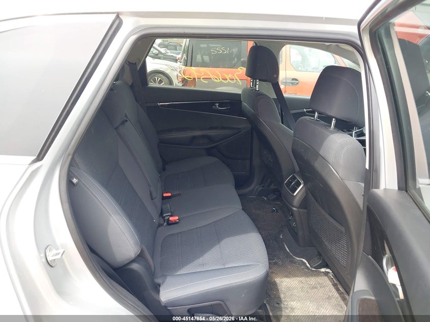 2017 Kia Sorento VIN 5XYPGDA36HG245546 IAAI salvage auction — THEFT, Salvage (Illinois), sold $2,500 on 2026-07-28 (photo 8)