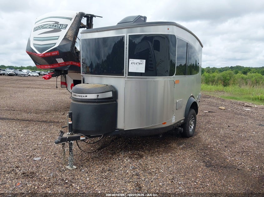2023 Airstream Other VIN 1SMG4DC13PJ208812 IAAI salvage auction — UNKNOWN, Flood (Mississippi), sold $9,400 on 2026-09-01 (photo 2)