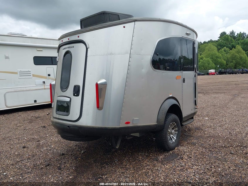 2023 Airstream Other VIN 1SMG4DC13PJ208812 IAAI salvage auction — UNKNOWN, Flood (Mississippi), sold $9,400 on 2026-09-01 (photo 4)