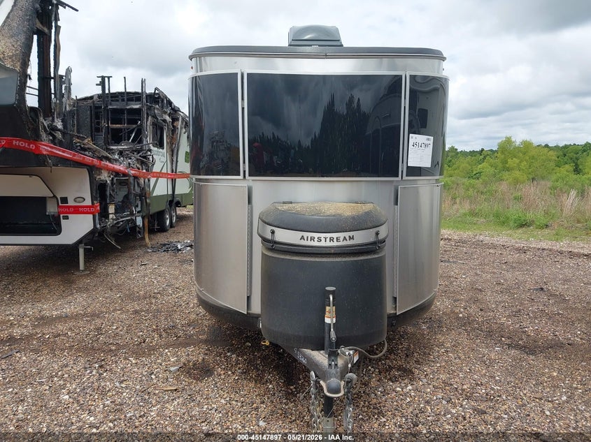 2023 Airstream Other VIN 1SMG4DC13PJ208812 IAAI salvage auction — UNKNOWN, Flood (Mississippi), sold $9,400 on 2026-09-01 (photo 6)