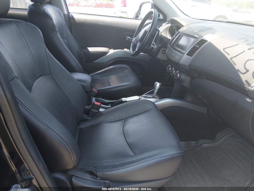 2011 Mitsubishi Outlander VIN JA4JT5AX7BU008445 IAAI salvage auction — UNKNOWN, Salvage - Greater Than 75% (Maryland), sold $825 on 2026-07-06 (photo 5)