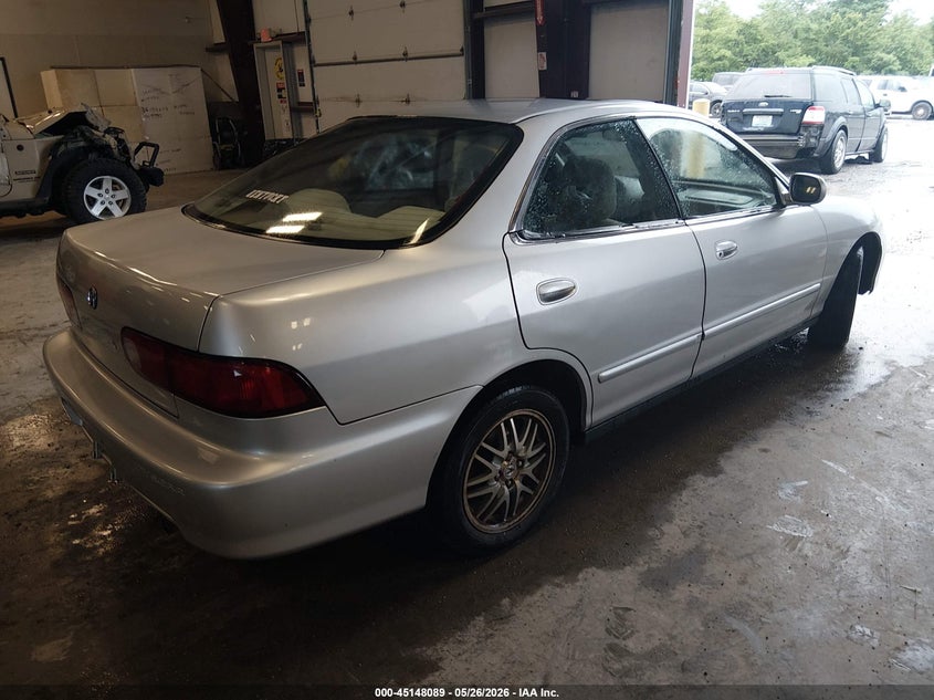 2000 Acura Integra VIN JH4DB7651YS004323 IAAI salvage auction — NORMAL WEAR, Clear (Maryland), sold $850 on 2026-07-06 (photo 4)