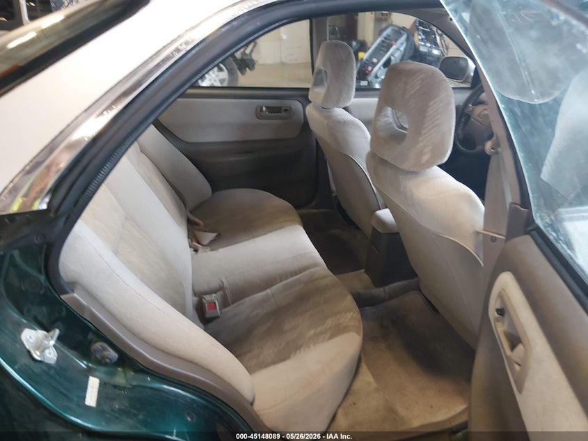 2000 Acura Integra VIN JH4DB7651YS004323 IAAI salvage auction — NORMAL WEAR, Clear (Maryland), sold $850 on 2026-07-06 (photo 8)