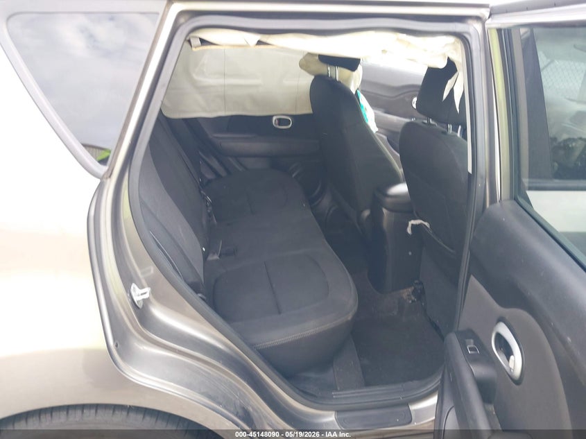 2019 Kia Soul VIN KNDJP3A51K7695076 IAAI salvage auction — SIDE, Salvage (Mississippi), sold $25 on 2026-07-31 (photo 8)
