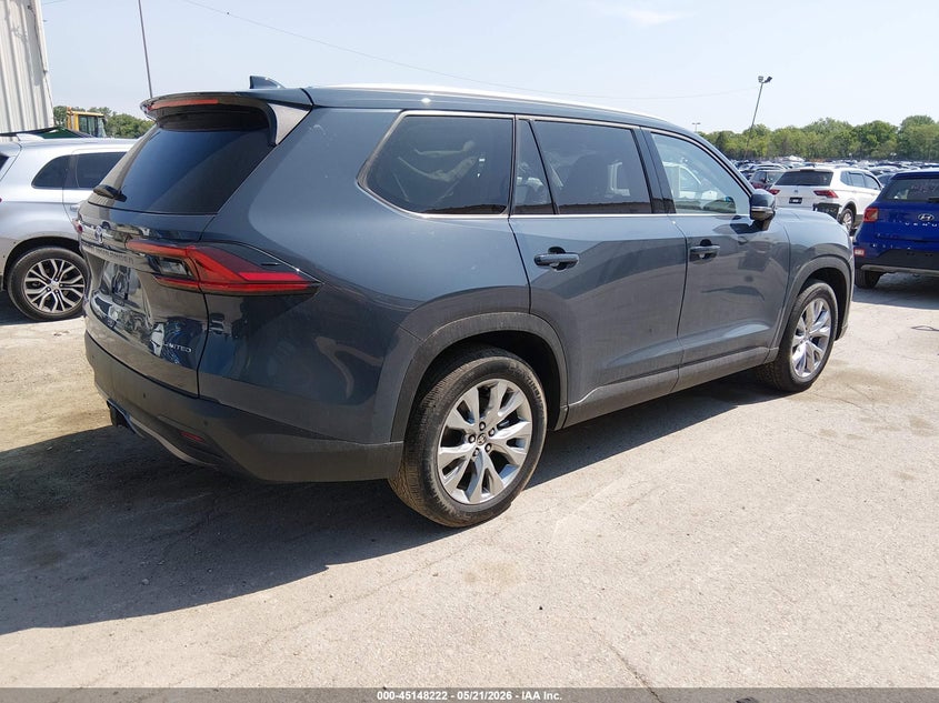 2025 Toyota Highlander VIN 5TDACAB58SS062045 IAAI salvage auction — LEFT SIDE, Salvage (Illinois), sold $25,200 on 2026-07-13 (photo 4)