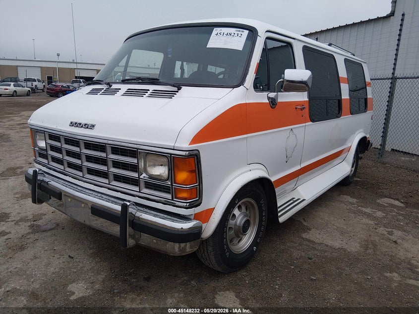1993 Dodge Ram van VIN 2B6HB21Y5PK513058 IAAI salvage auction — NORMAL WEAR, Clear (Oklahoma), sold $3,200 on 2026-07-08 (photo 2)