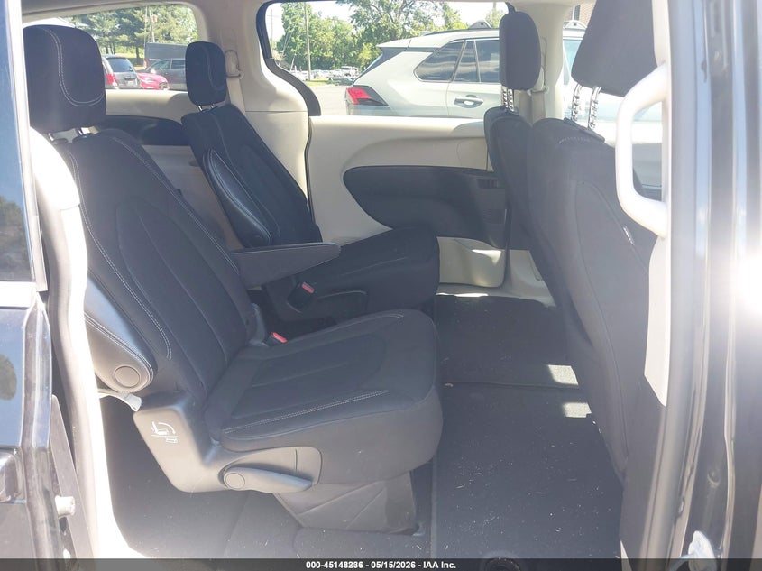 2021 Chrysler Voyager VIN 2C4RC1CG5MR577860 IAAI salvage auction — NORMAL WEAR, Sf97 (Virginia), sold $7,800 on 2026-07-31 (photo 8)