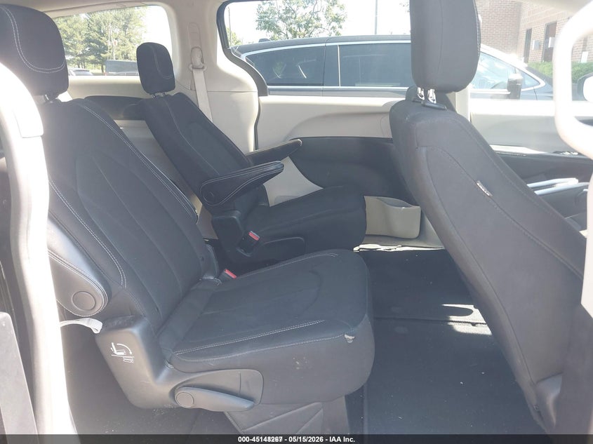 2021 Chrysler Voyager VIN 2C4RC1CG9MR577862 IAAI salvage auction — NORMAL WEAR, SF97 (Virginia), sold $10,300 on 2026-07-22 (photo 8)