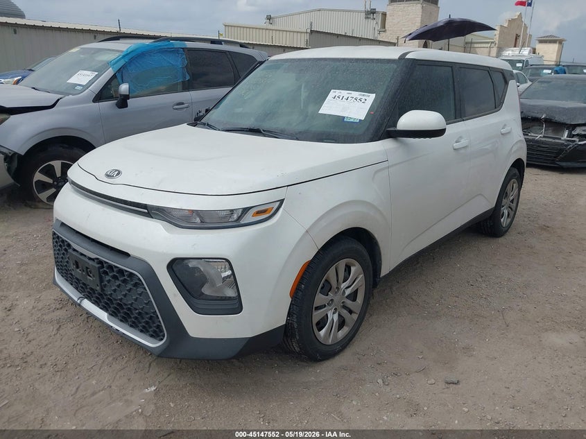 2020 Kia Soul VIN KNDJ23AU8L7713760 IAAI salvage auction — RIGHT SIDE, Salvage (Texas), sold $2,350 on 2026-07-06 (photo 2)