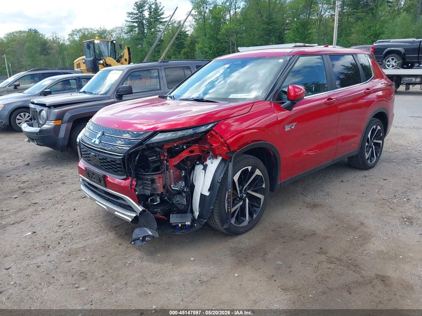 2025 Mitsubishi Outlander VIN JA4T5VA95SZ011688 IAAI salvage auction — FRONT END, Salvage Title, sold $17,100 on 2026-07-17 (photo 2)