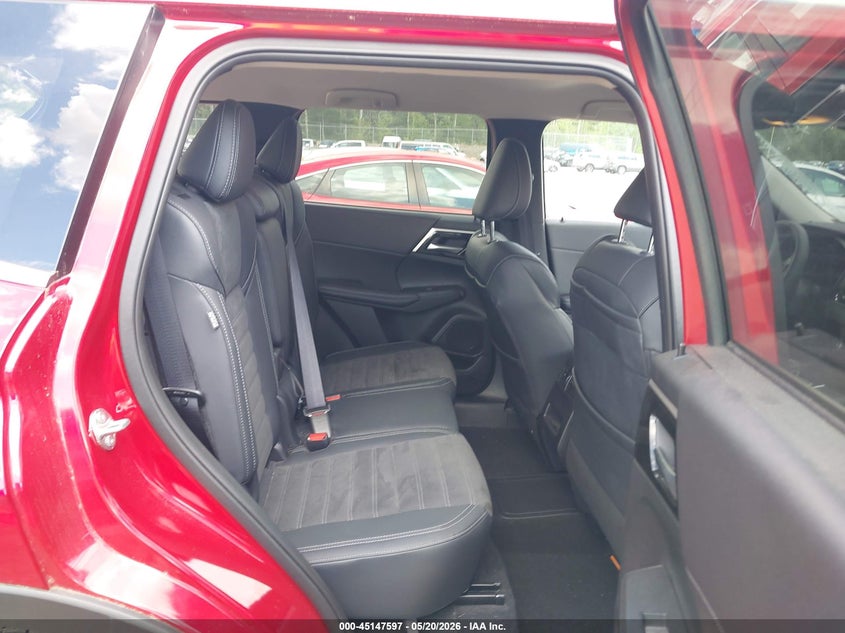 2025 Mitsubishi Outlander VIN JA4T5VA95SZ011688 IAAI salvage auction — FRONT END, Salvage Title, sold $17,100 on 2026-07-17 (photo 8)