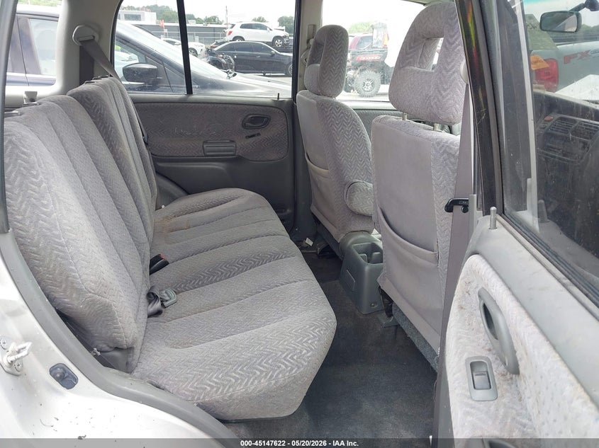 2001 Suzuki Grand vitara VIN JS3TD62V914164095 IAAI salvage auction — LEFT FRONT, Salvage (Missouri), sold $250 on 2026-07-14 (photo 8)