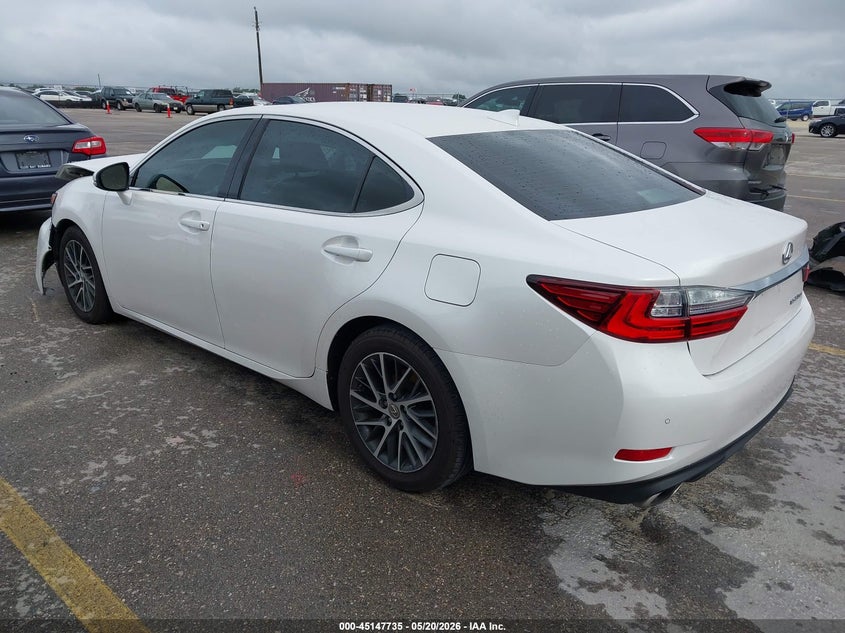 2018 Lexus ES VIN 58ABK1GG0JU112677 IAAI salvage auction — FRONT END, Original (Texas), sold $8,100 on 2026-07-30 (photo 3)