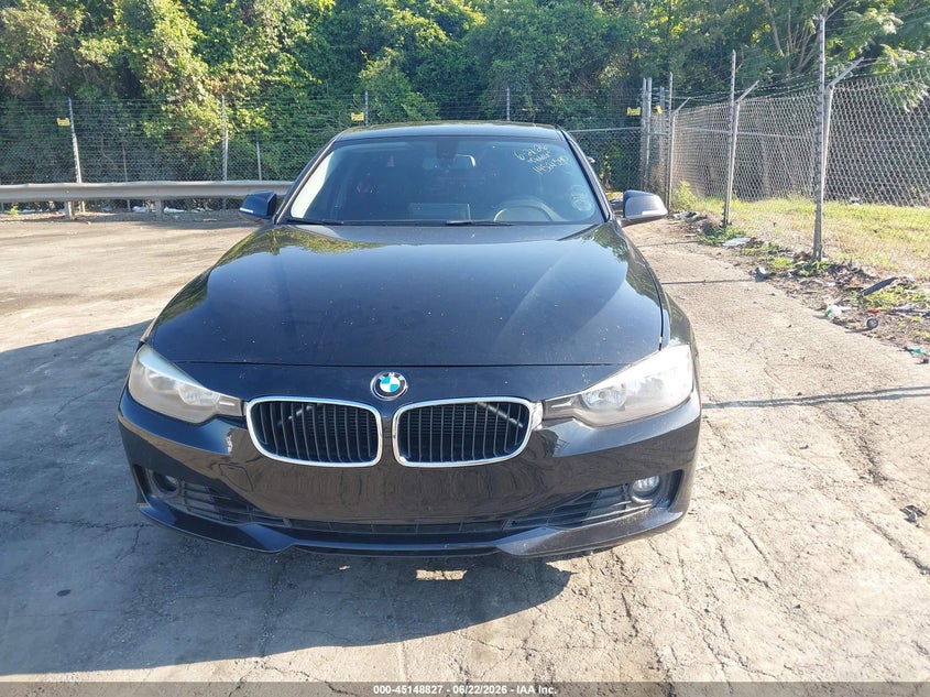2015 BMW 3er VIN WBA3A5C52FF609110 IAAI salvage auction — NORMAL WEAR, Clear (Virginia), sold $1,675 on 2026-07-30 (photo 6)