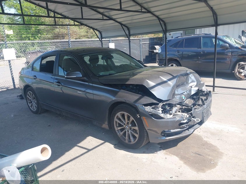 2018 BMW 3er VIN WBA8E5G54JNU47404 IAAI salvage auction — FRONT END, Salvage (Connecticut), sold $350 on 2026-07-30 (photo 1)
