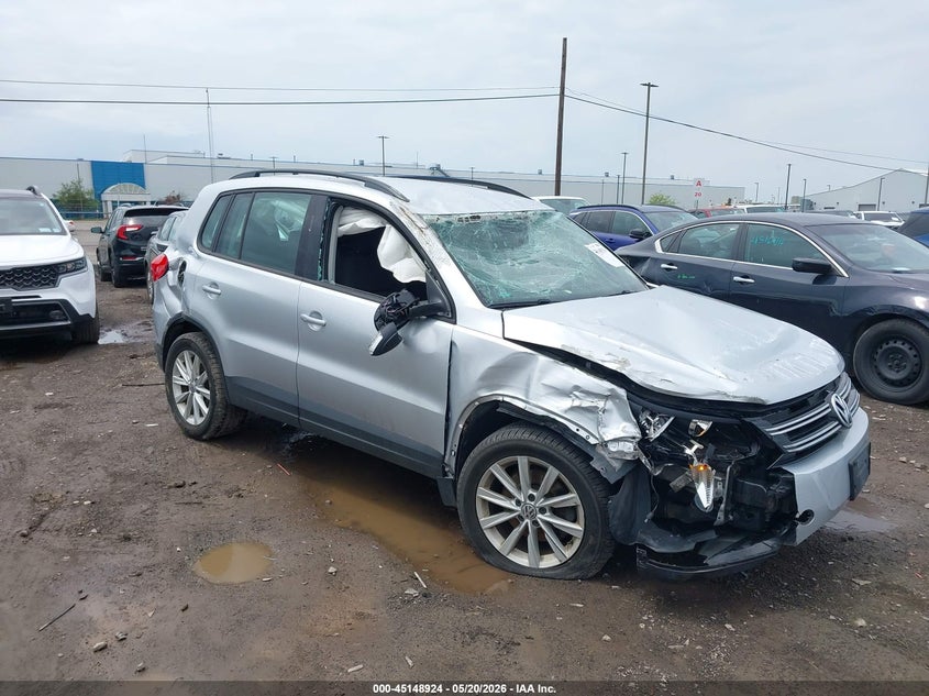2017 Volkswagen Tiguan VIN WVGBV7AXXHK051824 IAAI salvage auction — FRONT & REAR, Mv-907A (New York), sold $525 on 2026-07-22 (photo 1)