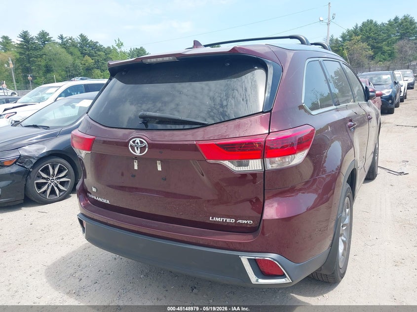 2019 Toyota Highlander VIN 5TDDZRFH4KS967638 IAAI salvage auction — VANDALISM, Salvage (Massachusetts), sold $16,500 on 2026-07-24 (photo 4)