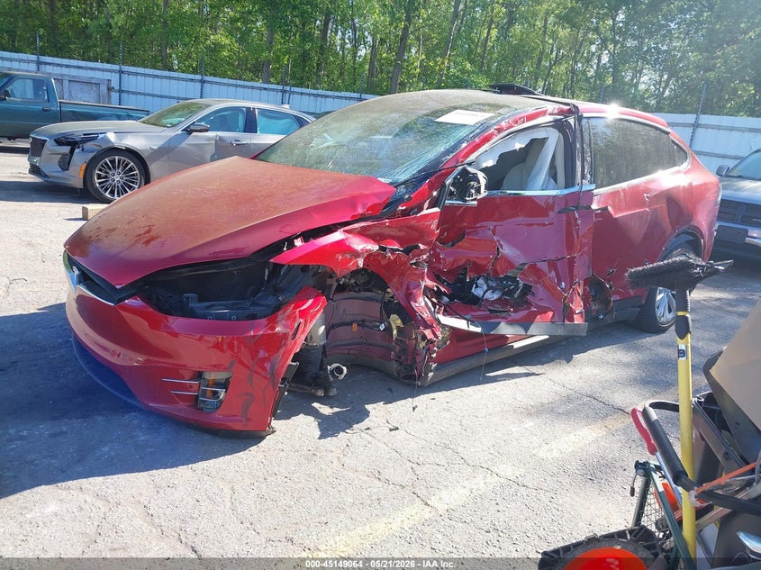 2019 Tesla Model x VIN 5YJXCDE25KF157373 IAAI salvage auction — LEFT SIDE, Clear (Michigan), sold $6,150 on 2026-07-27 (photo 2)