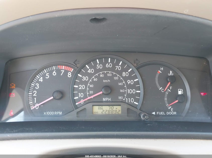 2003 Toyota Corolla VIN 1NXBR32E93Z186025 IAAI salvage auction — FRONT & REAR, Salvage (Oregon), sold $325 on 2026-07-09 (photo 7)