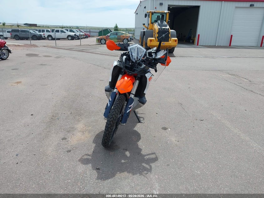 2025 Ktm 890 adventure VIN VBKTR6403SM896384 IAAI salvage auction — FRONT END, Salvage (Colorado), sold $6,050 on 2026-07-14 (photo 5)