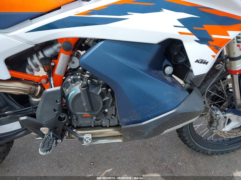2025 Ktm 890 adventure VIN VBKTR6403SM896384 IAAI salvage auction — FRONT END, Salvage (Colorado), sold $6,050 on 2026-07-14 (photo 8)