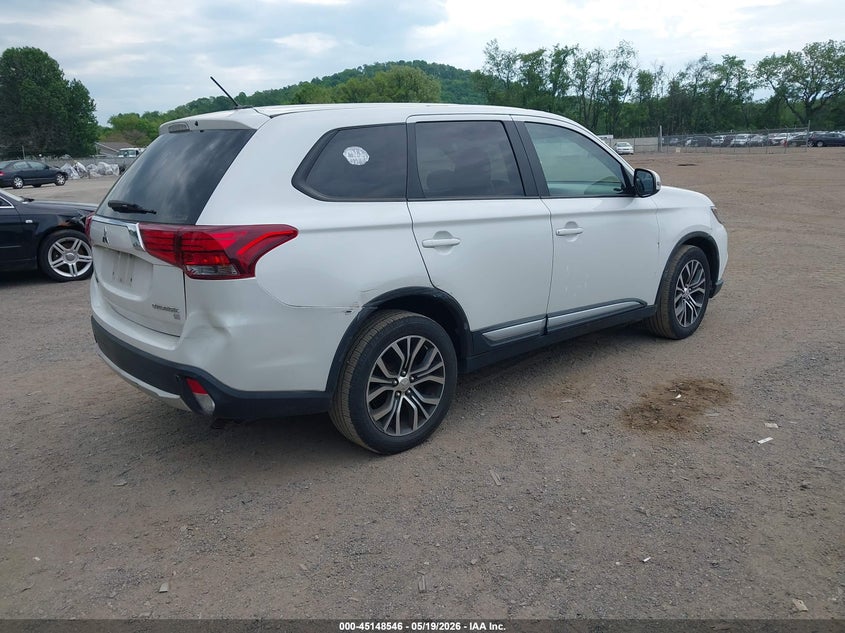 2016 Mitsubishi Outlander VIN JA4AZ3A32GZ006449 IAAI salvage auction — FRONT END, Salvage (Ohio), sold $1,100 on 2026-07-08 (photo 4)