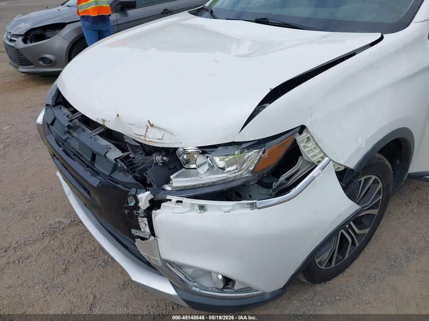 2016 Mitsubishi Outlander VIN JA4AZ3A32GZ006449 IAAI salvage auction — FRONT END, Salvage (Ohio), sold $1,100 on 2026-07-08 (photo 6)