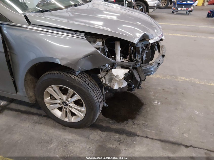 2013 Hyundai Sonata VIN 5NPEB4AC9DH670526 IAAI salvage auction — ENGINE DAMAGE, Salvage (Oregon), sold $25 on 2026-07-09 (photo 6)