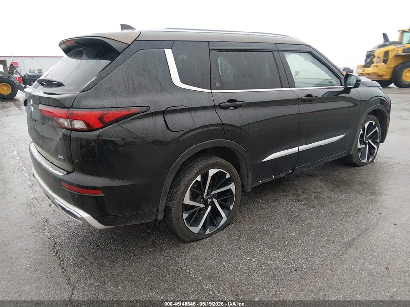 2023 Mitsubishi Outlander VIN JA4J4VA82PZ018994 IAAI salvage auction — RIGHT SIDE, Salvage (Missouri), sold $11,000 on 2026-07-24 (photo 4)