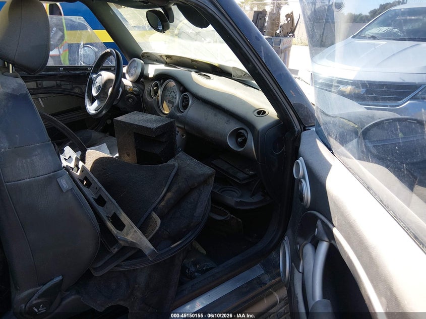 2005 Mini Cooper VIN WMWRE33535TG99244 IAAI salvage auction — FRONT END, Lien Papers (California), sold $200 on 2026-07-29 (photo 5)