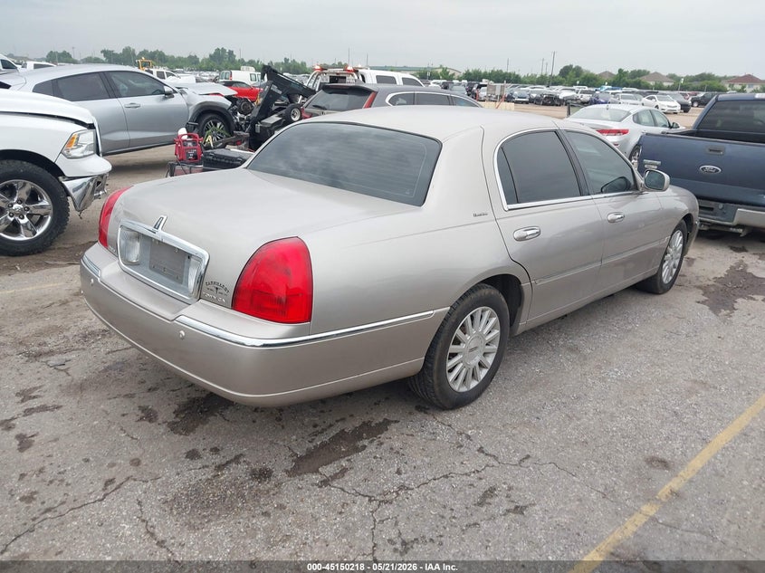 2003 Lincoln TOWN CAR VIN 1LNHM81W13Y673163 IAAI salvage auction — LEFT FRONT, Original (Texas), sold $425 on 2026-07-08 (photo 4)
