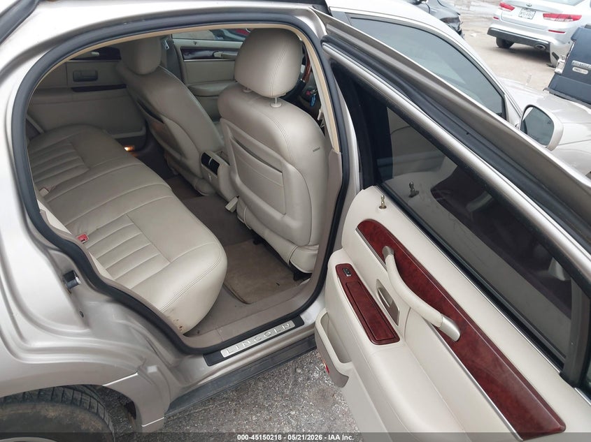 2003 Lincoln TOWN CAR VIN 1LNHM81W13Y673163 IAAI salvage auction — LEFT FRONT, Original (Texas), sold $425 on 2026-07-08 (photo 8)