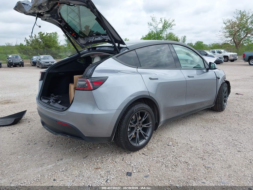 2024 Tesla Model y VIN 7SAYGDEE7RA314074 IAAI salvage auction — FRONT & REAR, Junk Bill Of Sale Mv2459 (Wisconsin), sold $7,950 on 2026-07-16 (photo 4)