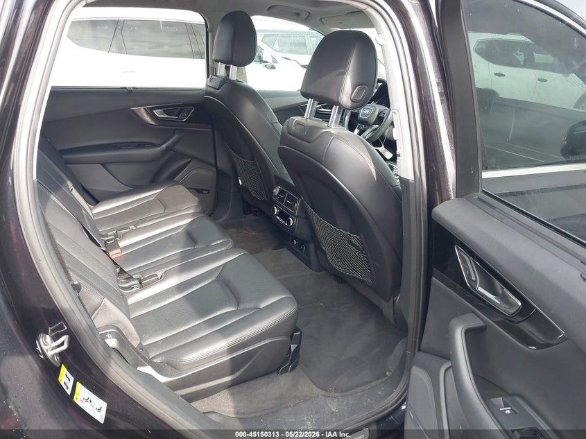 2019 Audi Q7 VIN WA1LAAF73KD012735 IAAI salvage auction — RIGHT FRONT, Original (Texas), sold $3,050 on 2026-07-23 (photo 8)