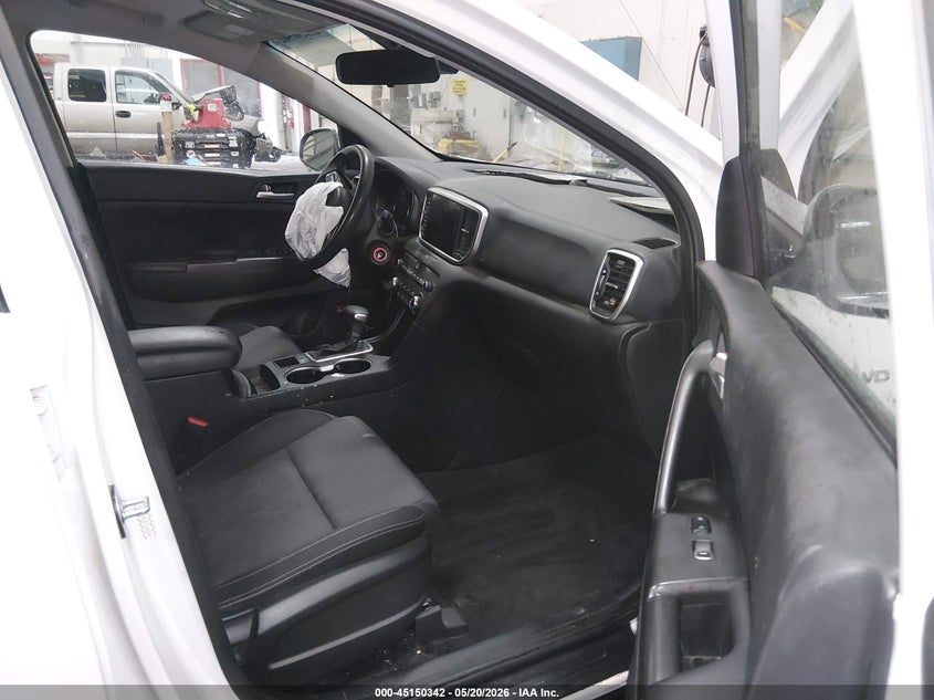 2020 Kia Sportage VIN KNDPMCAC4L7638034 IAAI salvage auction — FRONT END, Salvage (Idaho), sold $2,725 on 2026-07-17 (photo 5)
