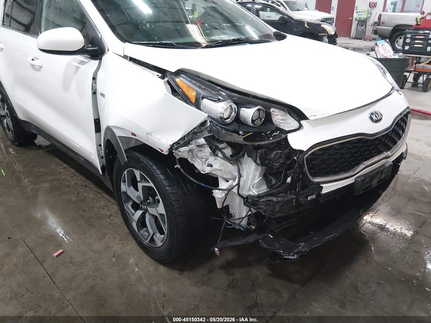 2020 Kia Sportage VIN KNDPMCAC4L7638034 IAAI salvage auction — FRONT END, Salvage (Idaho), sold $2,725 on 2026-07-17 (photo 6)