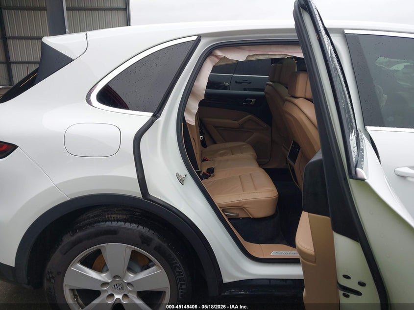 2019 Porsche Cayenne VIN WP1AA2AY6KDA04811 IAAI salvage auction — FRONT END, Salvage Title, sold $8,050 on 2026-09-03 (photo 8)