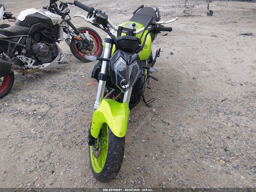 2022 Benelli VIN LBBPHE040NBD22413 IAAI salvage auction — RIGHT SIDE, Salvage (Massachusetts), sold $175 on 2026-07-08 (photo 5)