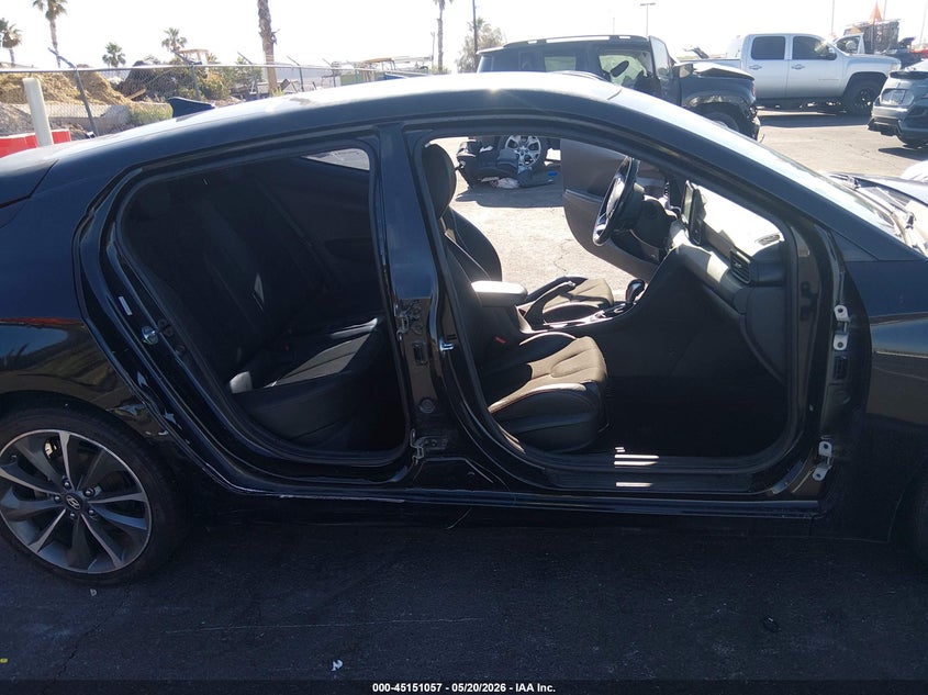 2019 Hyundai Veloster VIN KMHTG6AF4KU009886 IAAI salvage auction — RIGHT SIDE, Salvage (Nevada), sold $325 on 2026-07-25 (photo 6)