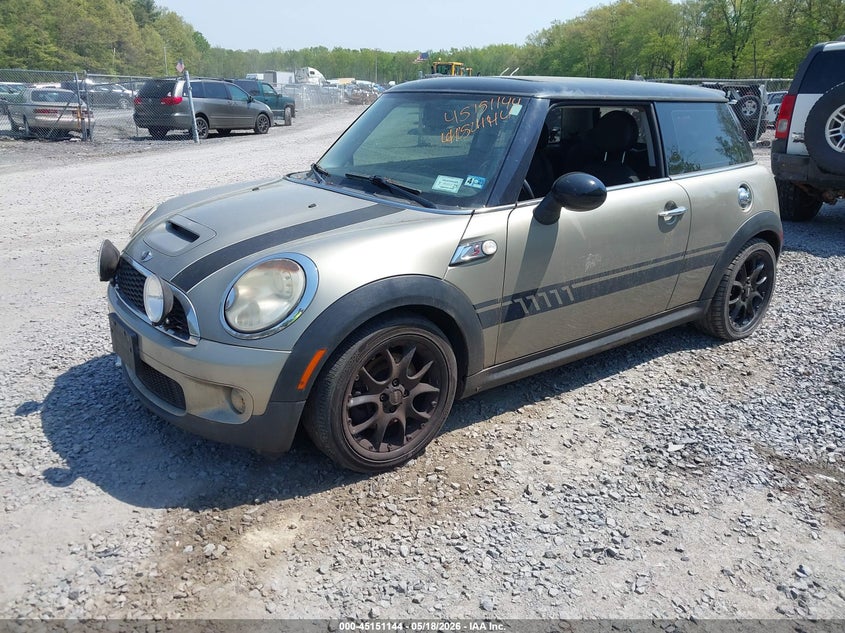 2007 Mini Cooper VIN WMWMF73597TL85953 IAAI salvage auction — NORMAL WEAR, Salvage (Texas), sold $275 on 2026-07-28 (photo 2)