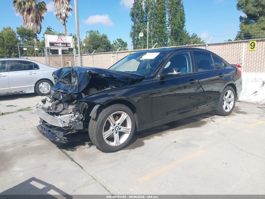 2015 BMW 3er VIN WBA3C1C59FK121430 IAAI salvage auction — NORMAL WEAR, Salvage (California), sold $450 on 2026-07-06 (photo 2)