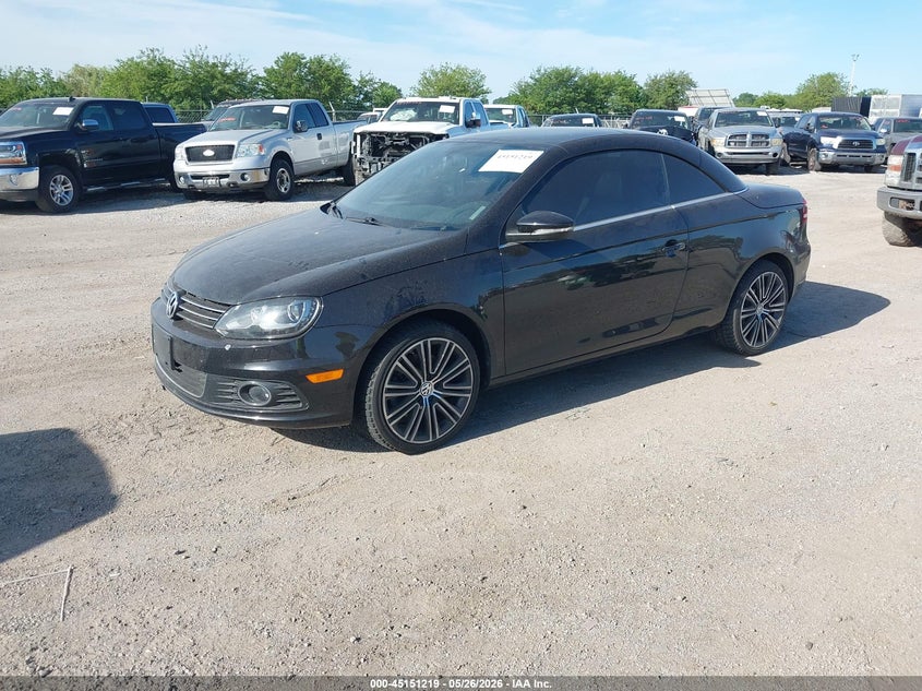 2014 Volkswagen Eos VIN WVWBW8AH0EV007258 IAAI salvage auction — HAIL, Salvage (Iowa), sold $2,400 on 2026-08-10 (photo 2)