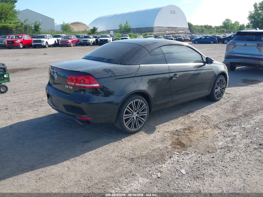 2014 Volkswagen Eos VIN WVWBW8AH0EV007258 IAAI salvage auction — HAIL, Salvage (Iowa), sold $2,400 on 2026-08-10 (photo 4)