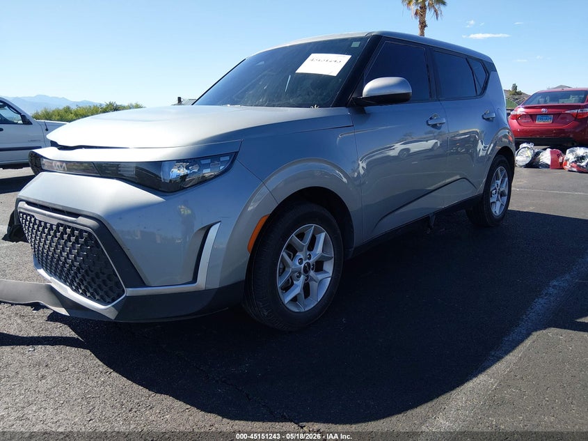 2023 Kia Soul VIN KNDJ23AUXP7885682 IAAI salvage auction — RIGHT SIDE, Salvage (Nevada), sold $2,400 on 2026-07-24 (photo 2)