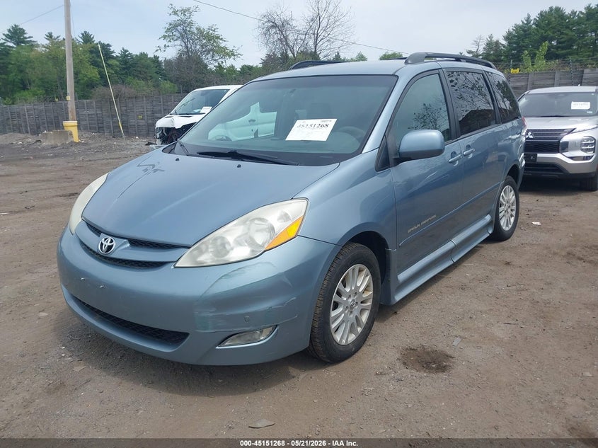2010 Toyota Sienna VIN 5TDYK4CC1AS335440 IAAI salvage auction — RIGHT SIDE, Clear (Massachusetts), sold $1,100 on 2026-07-10 (photo 2)